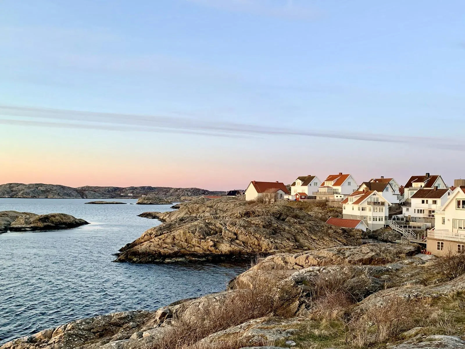 Skärgård med klippor